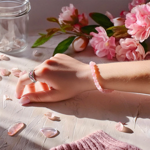 Pulsera con cuarzo rosa